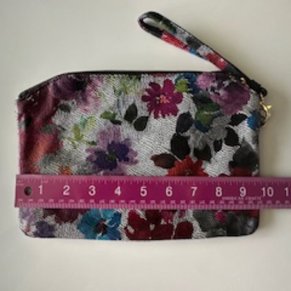 Lodis Cosmetic case/wristlet